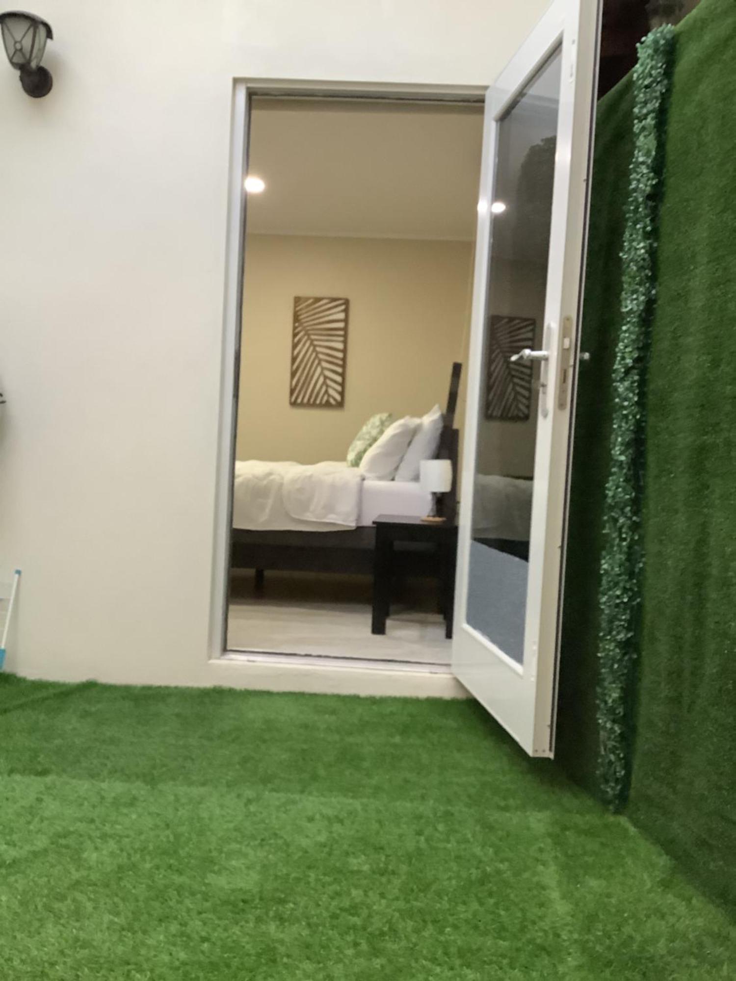 Cozy 1-Bedroom Apartment Minutes Away Drive To Mangel Halto Beach Savaneta Exterior foto